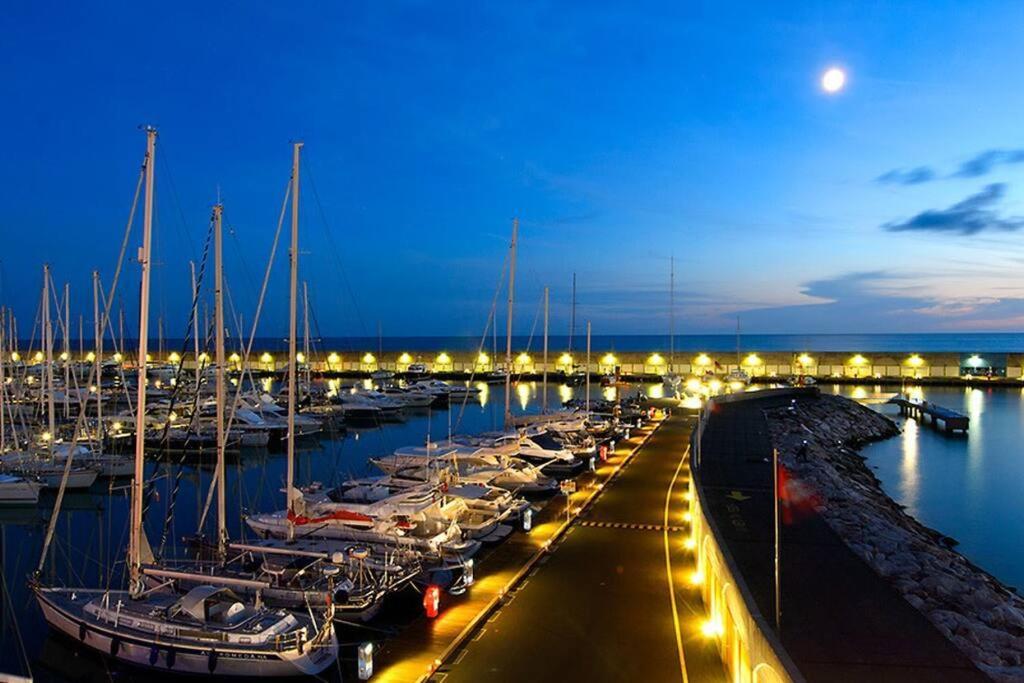 Appartamento A 50 Mt Dal Mare Rosignano Solvay Exterior photo